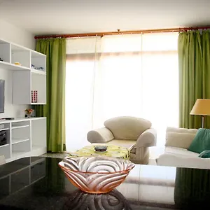 Apartment Cosy Close To The Beach!, Puerto del Carmen (Lanzarote)
